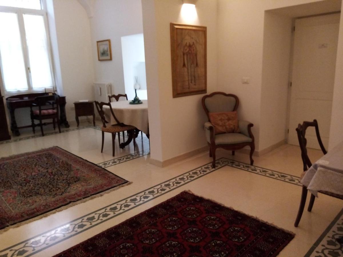 Dimora Storica Le Perle Bed & Breakfast Lecce Ngoại thất bức ảnh