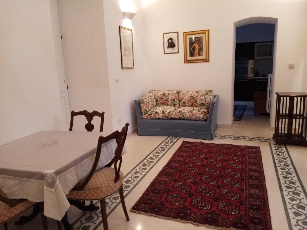 Dimora Storica Le Perle Bed & Breakfast Lecce Ngoại thất bức ảnh