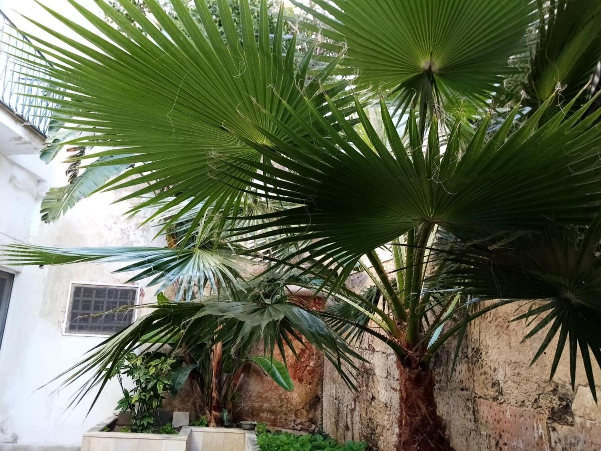 Dimora Storica Le Perle Bed & Breakfast Lecce Ngoại thất bức ảnh