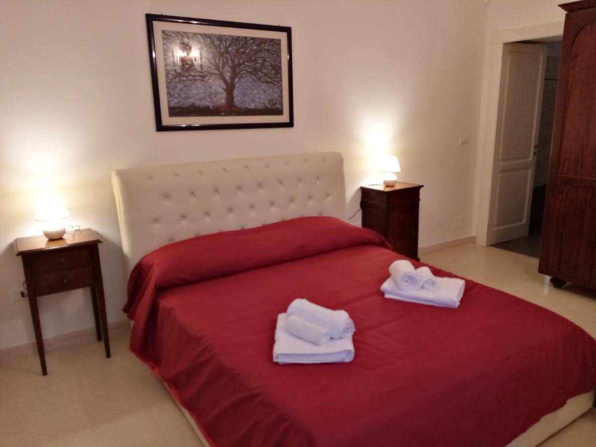 Dimora Storica Le Perle Bed & Breakfast Lecce Ngoại thất bức ảnh