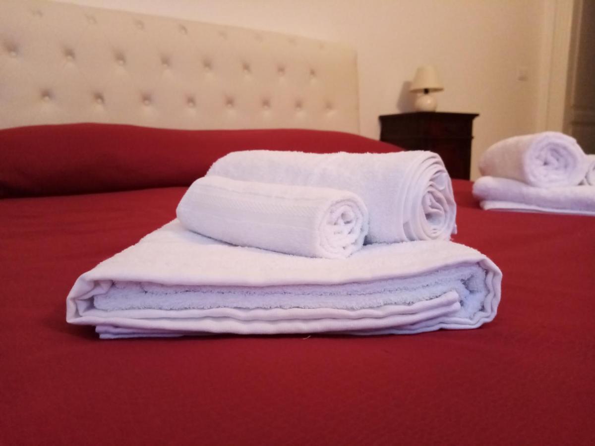 Dimora Storica Le Perle Bed & Breakfast Lecce Ngoại thất bức ảnh