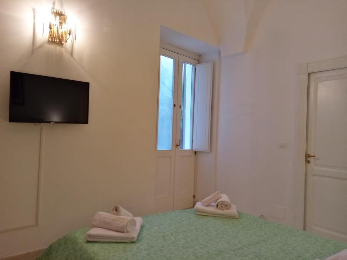 Dimora Storica Le Perle Bed & Breakfast Lecce Ngoại thất bức ảnh