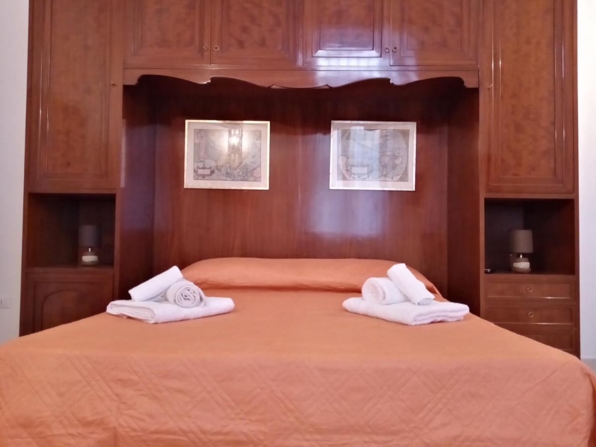 Dimora Storica Le Perle Bed & Breakfast Lecce Ngoại thất bức ảnh