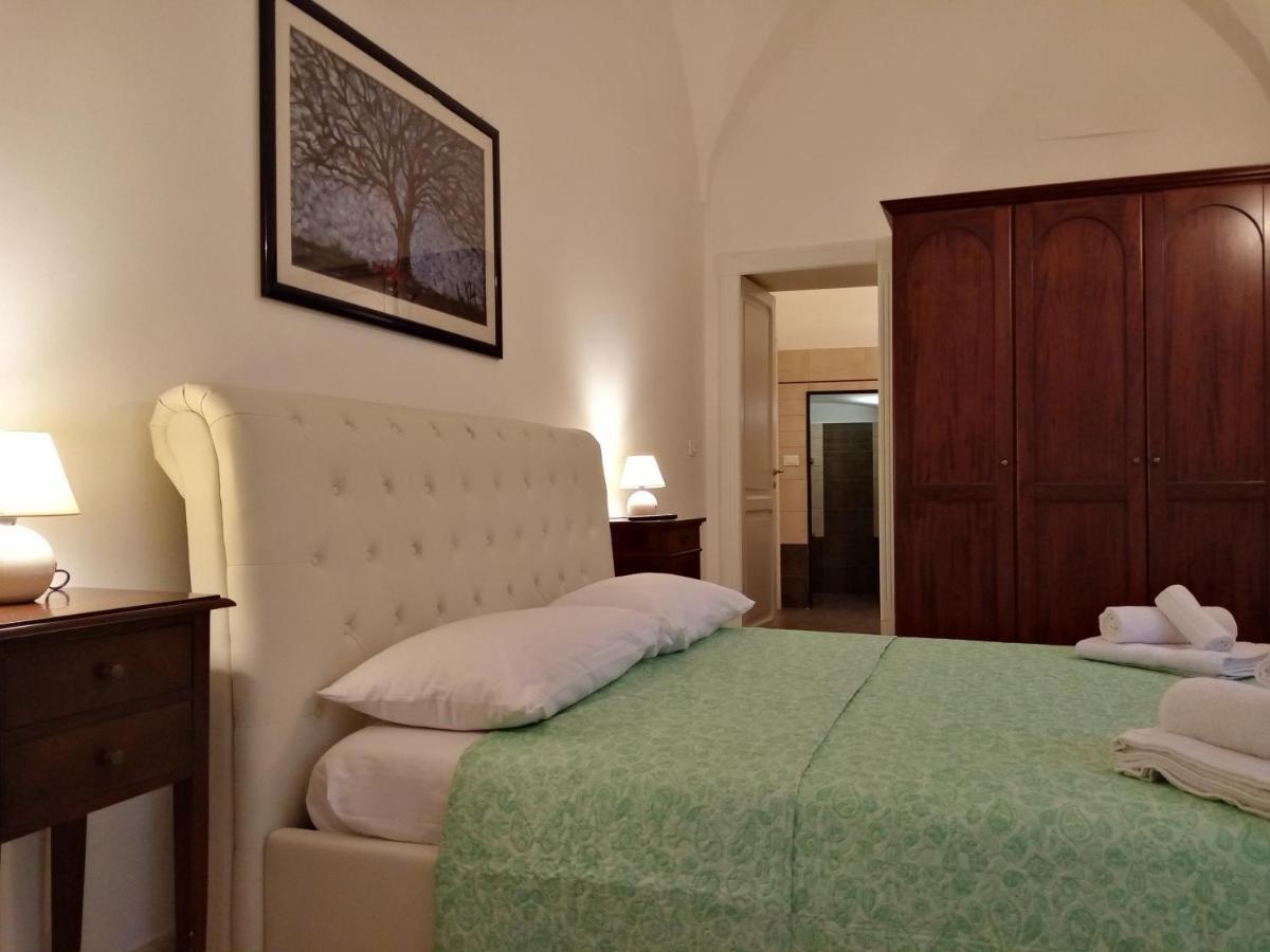 Dimora Storica Le Perle Bed & Breakfast Lecce Ngoại thất bức ảnh