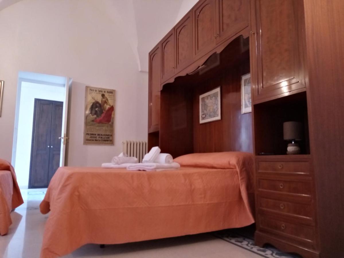 Dimora Storica Le Perle Bed & Breakfast Lecce Ngoại thất bức ảnh