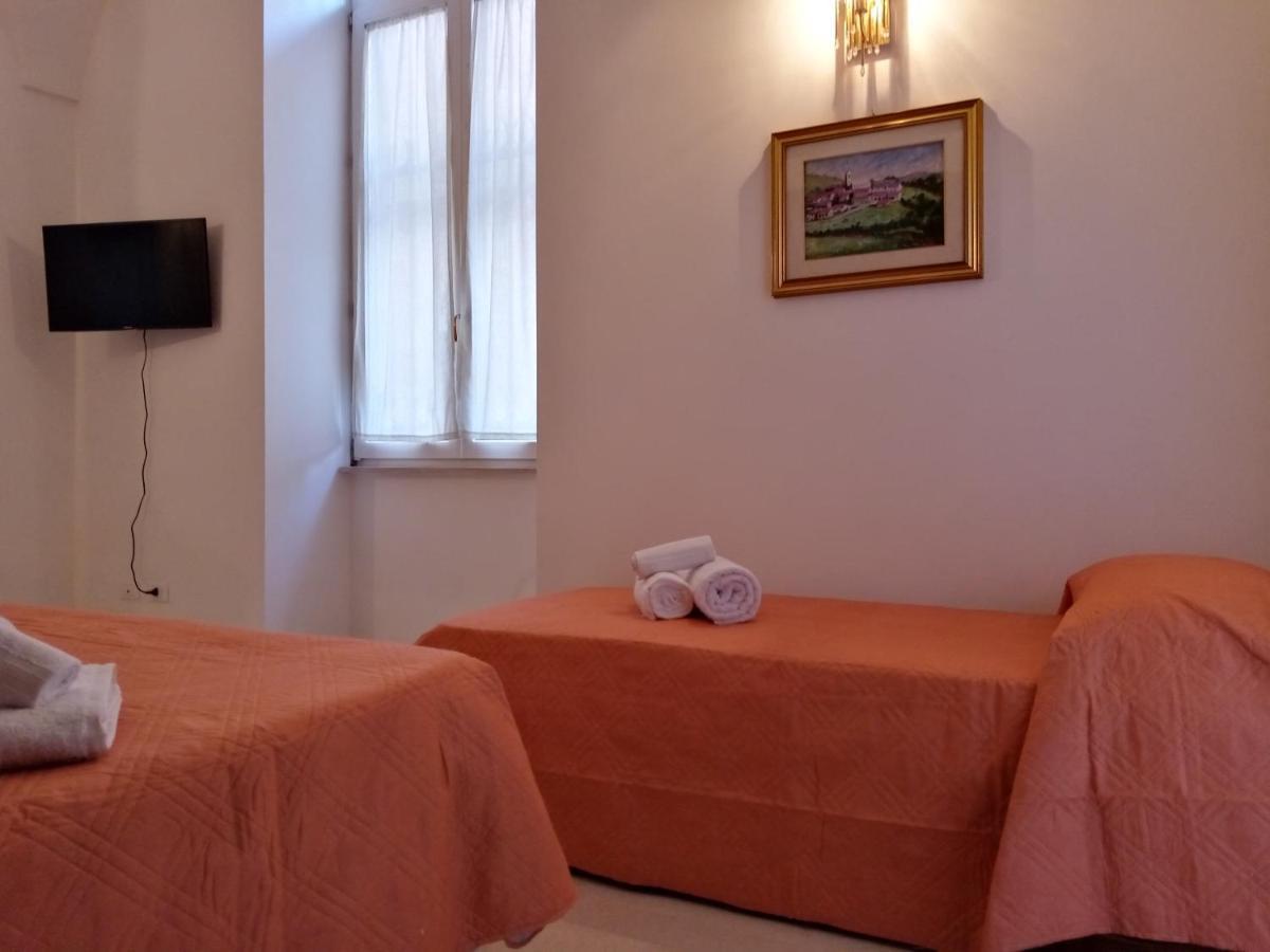 Dimora Storica Le Perle Bed & Breakfast Lecce Ngoại thất bức ảnh