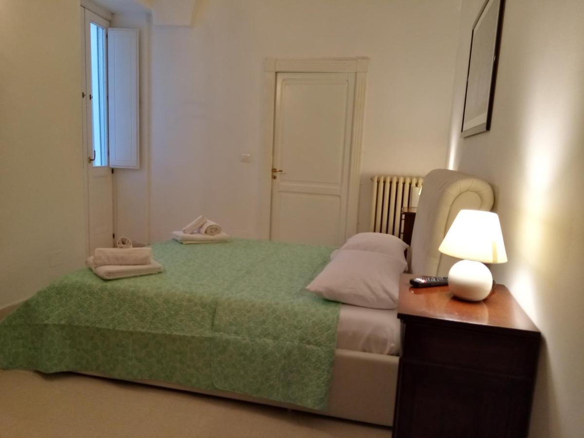 Dimora Storica Le Perle Bed & Breakfast Lecce Ngoại thất bức ảnh